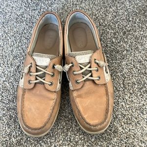 Sperry women’s shoes